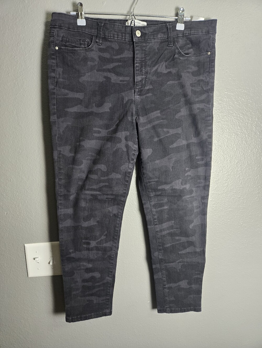 Social Standard By Sactuary Camo Ankle Skinny Pants Size 16